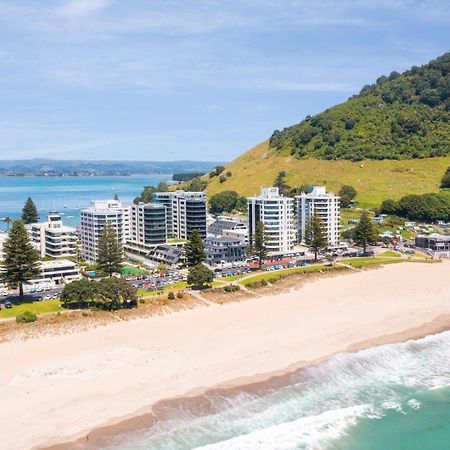 Oceanside Bliss - Absolute Beachfront - Uninterrupted Ocean Views With Pool Apartment Mount Maunganui Exterior photo